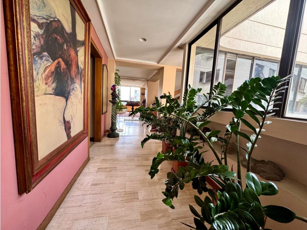 VENTA APARTAMENTO PARA REMODELAR, 477 METROS. EL POBLADO, MEDELLÍN — foto 4