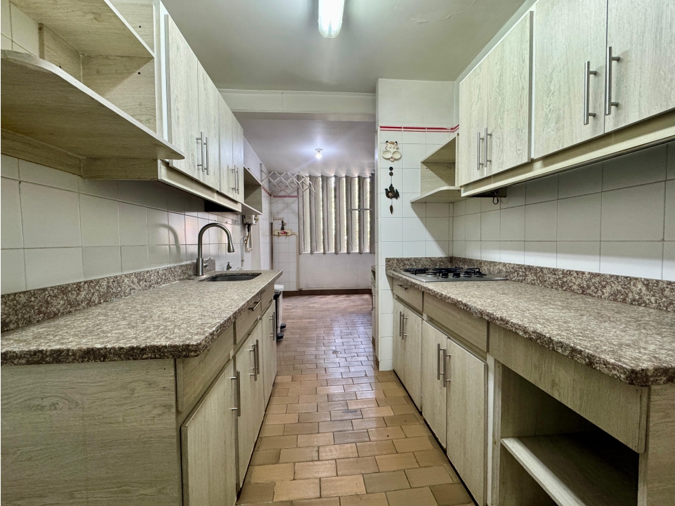 VENTA APARTAMENTO 3 ALCOBAS + SERVICIO. OTRAPARTE, ENVIGADO. REFORMAR — foto 4