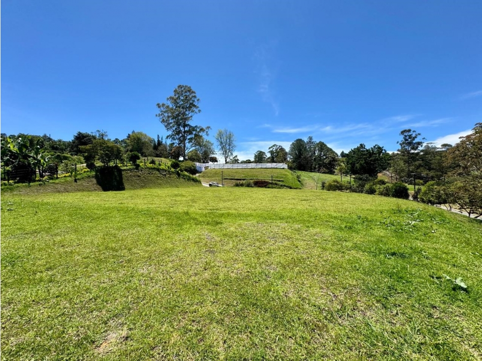 VENTA LOTE EN PARCELACIÓN RIONEGRO A 20 MINUTOS DE MEDELLÍN — foto 2