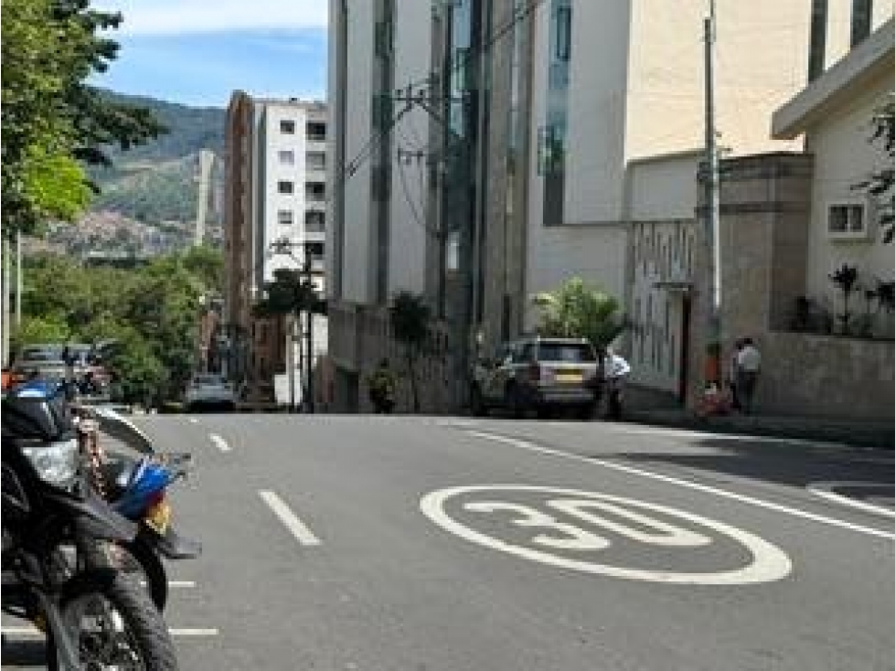 VENTA CASA LOTE PARA CONSTRUIR EN EL CORAZÓN DE ENVIGADO — foto 6