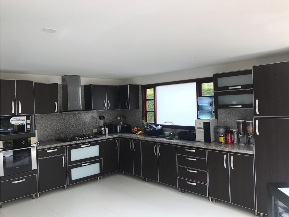 Hermosa Casa Remodelada Para La Venta, Sector Los Clubes, Chía — foto 4