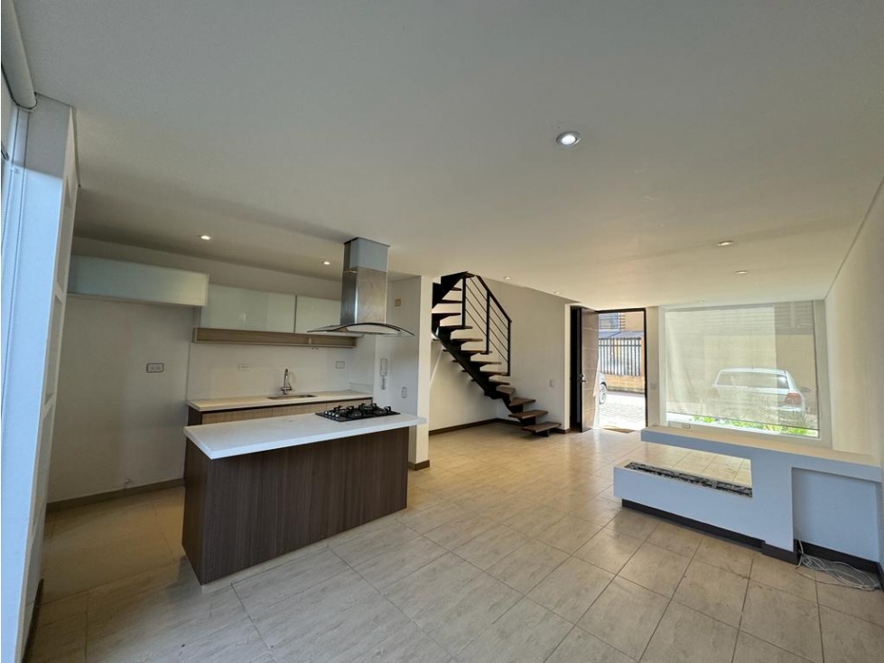 Hermosa Casa en Venta y Arriendo Condominio Club House, Cajicá. — foto 5