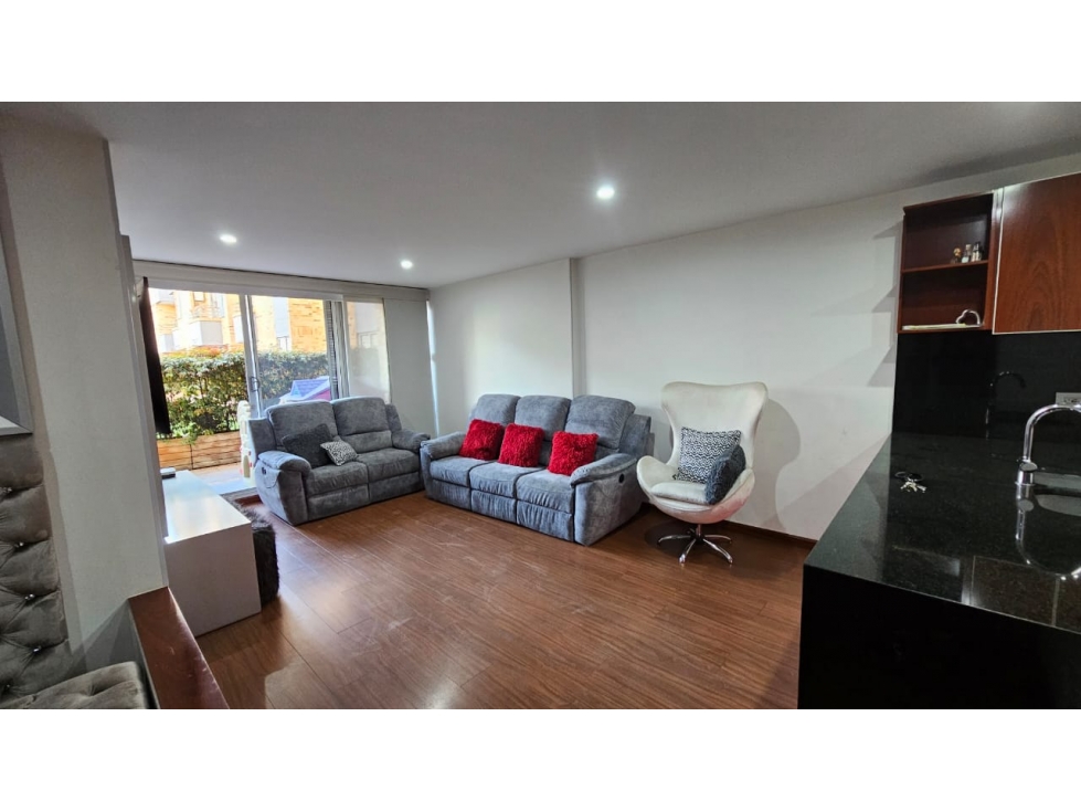 Hermoso Apartamento Amoblado para arriendo, Conjunto Club House Chia — foto 2