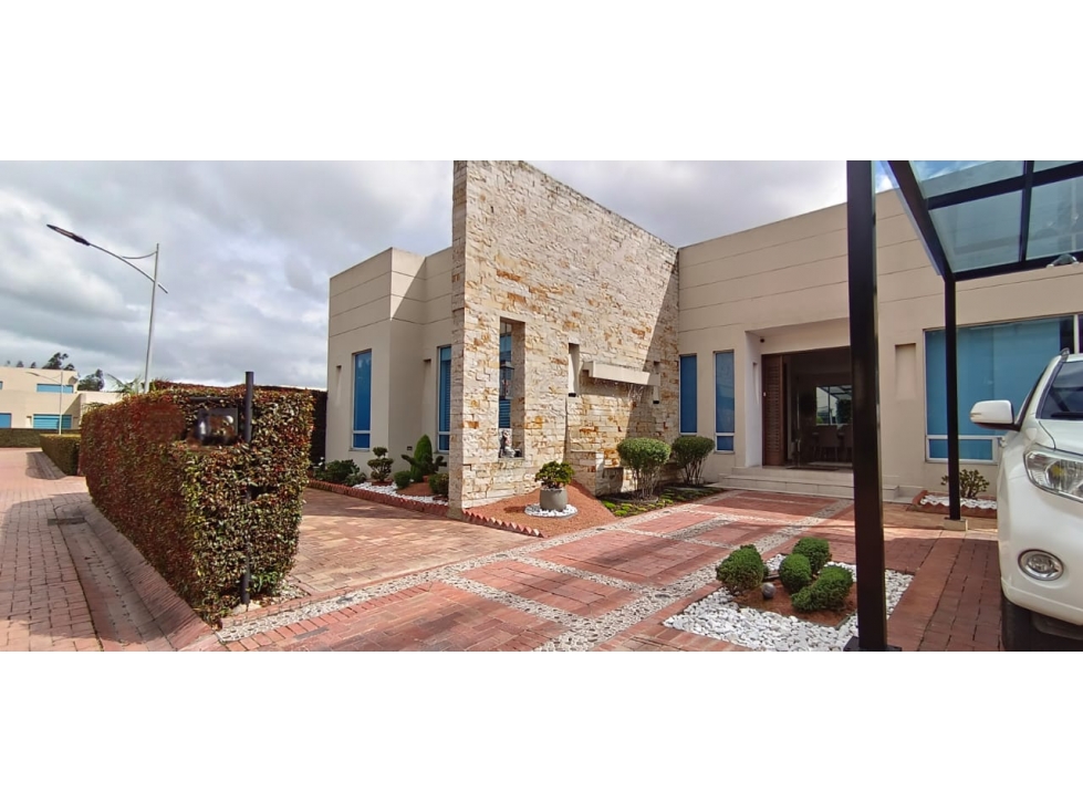 EN VENTA ¡ESPECTACULAR CASA CAMPESTRE! CONDOMINIO CLUB EN CAJICA