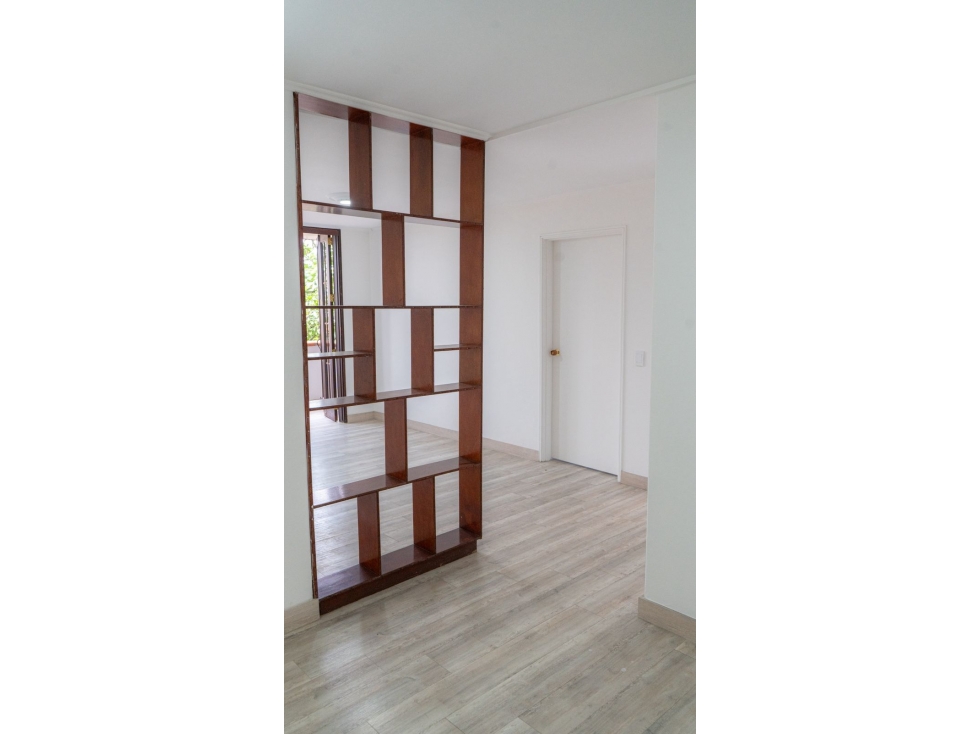 VENDO APARTAMENTO AMPLIO EN CASTROPOL — foto 2