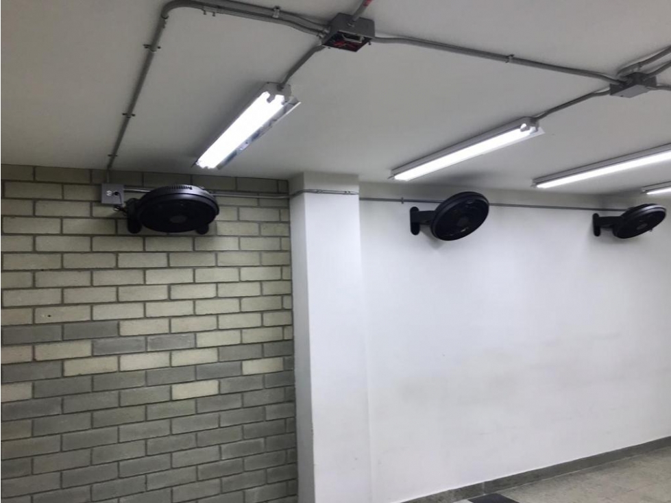 VENDO EDIFICIO SECTOR SALUD EN PRADO CENTRO- MEDELLÍN — foto 2