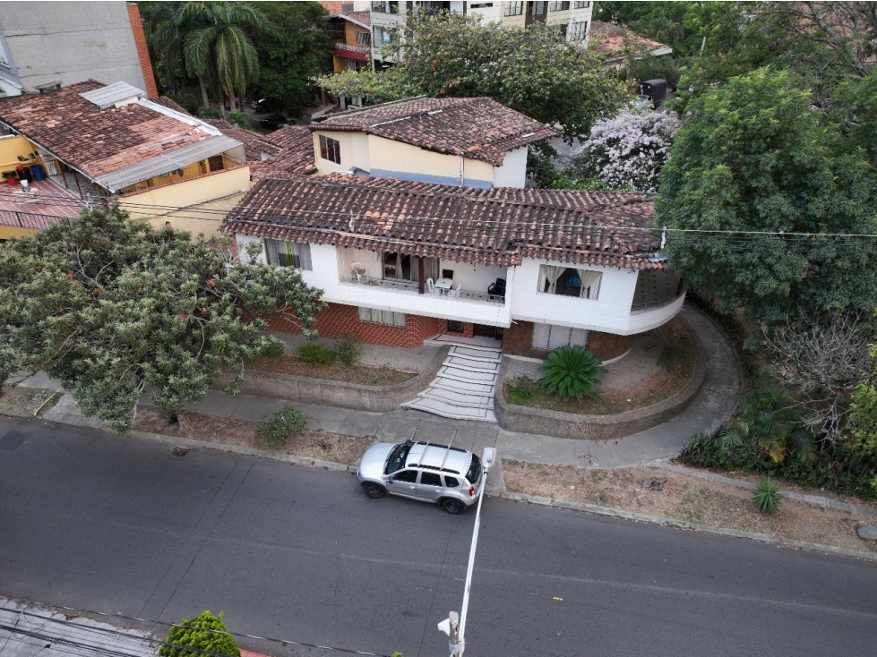VENDO CASA UNIFAMILIAR ESQUINERA EN SIMON BOLIVAR/ POTENCIAL RENTAS — foto 2