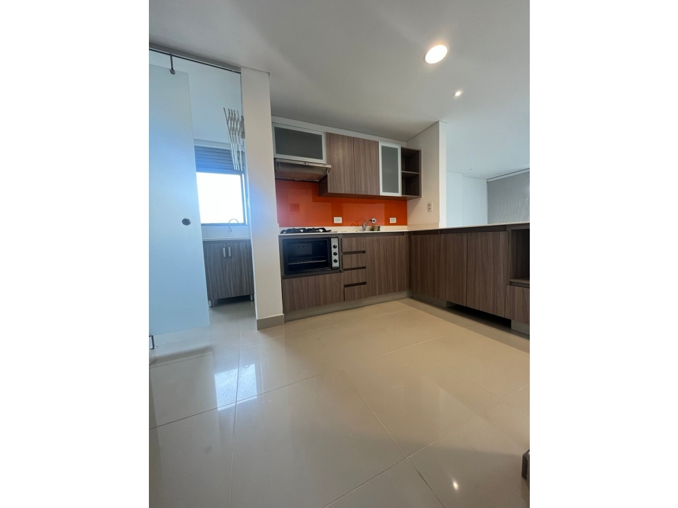 VENDO APARTAMENTO AMPLIO EN CIUDAD DEL RÍO — foto 5