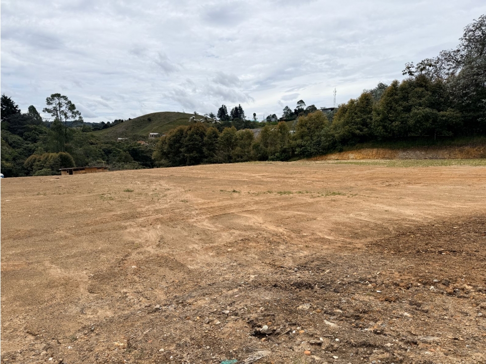 Vendo Lote en Alto De Las Palmas con doble acceso (Escobero y Palmas) — foto 2