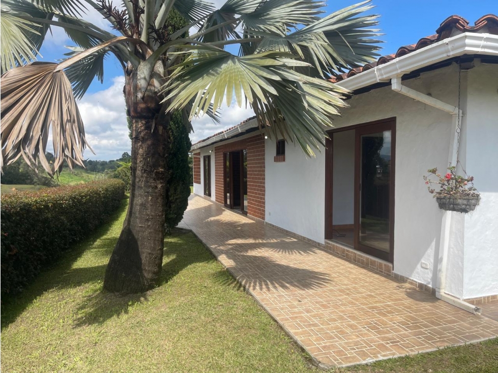 CASA CAMPESTRE EN RIONEGRO ( VEREDA LOS PINOS) / LOTE DE 5.000 M2/ — foto 4