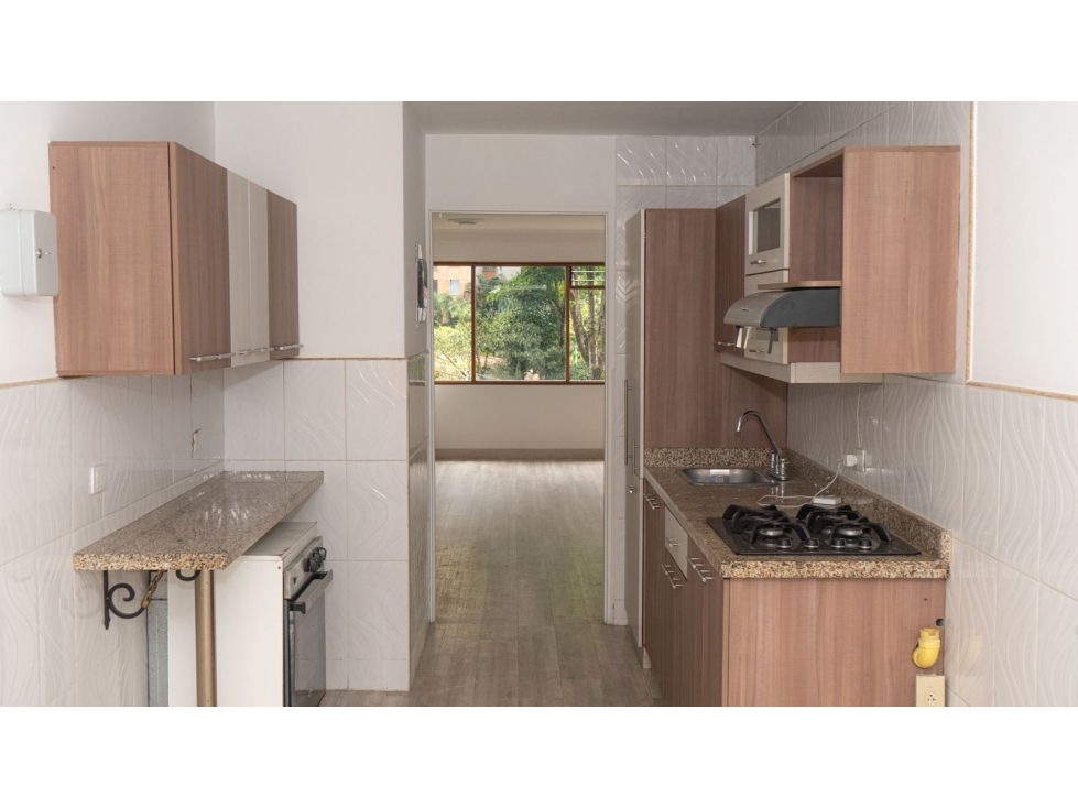 VENDO APARTAMENTO AMPLIO EN CASTROPOL — foto 3