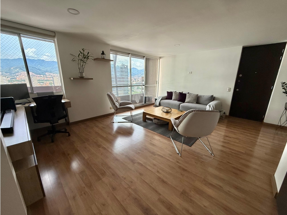 Vendo apartamento remodelado en Ciudad del Río/ piso 21