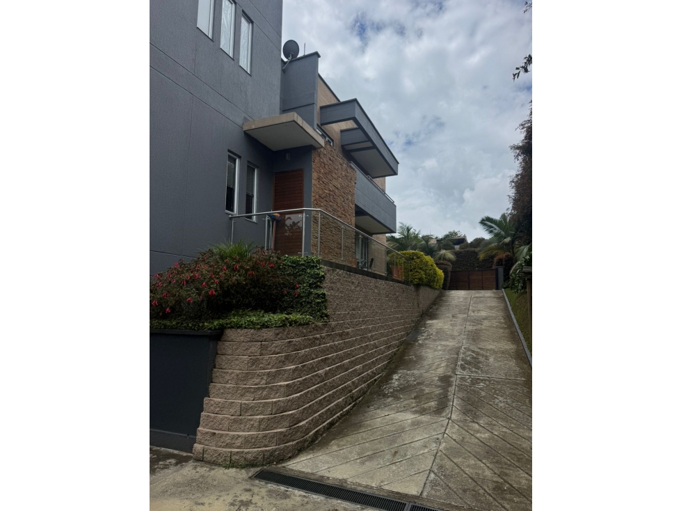 Casa campestre en Alto de Las Palmas Envigado — foto 2