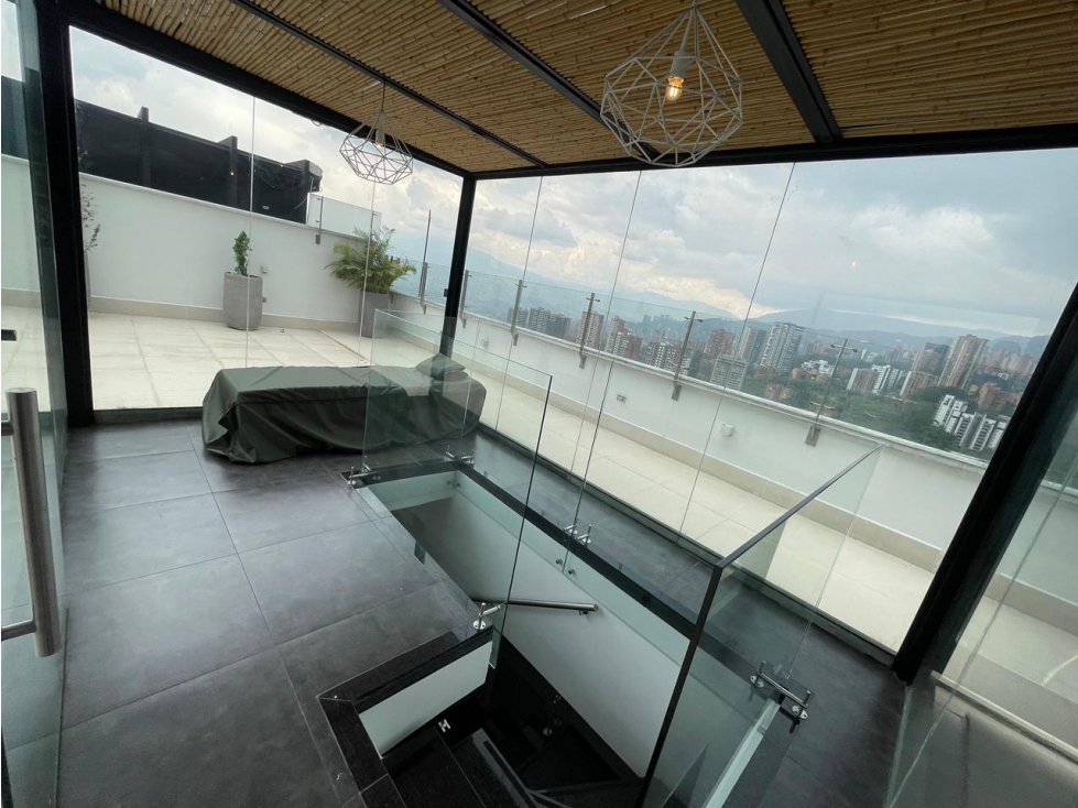 Penthouse en venta, de 3 Niveles en Exclusivo Sector de El Poblado — foto 4