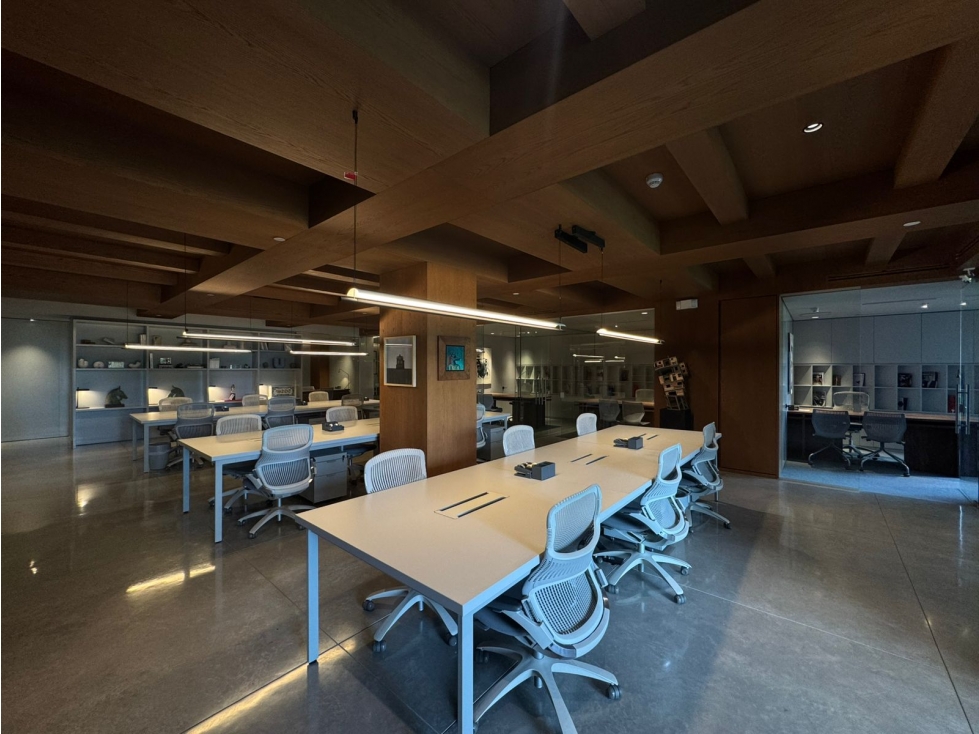 Oficina corporativa de lujo con diseño moderno — foto 5