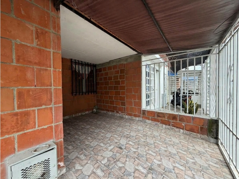 VENTA CASA LA ITALIA | FRENTE A PARQUE — foto 2