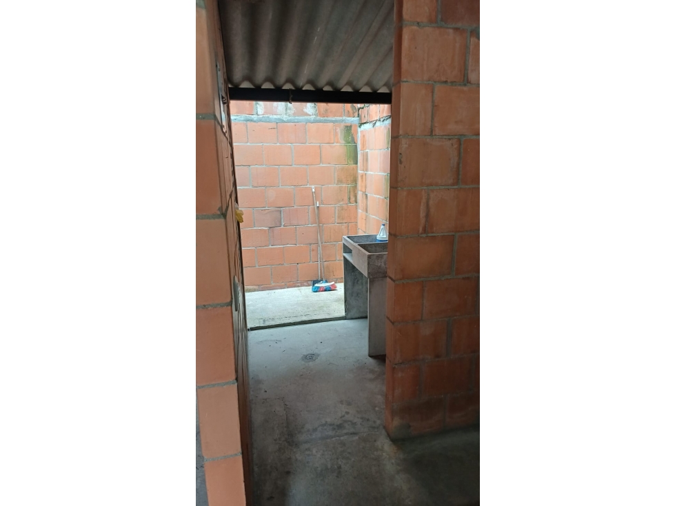 VENTA CASA SENDEROS DE LA ITALIA-PALMIRA OBRA GRIS — foto 2
