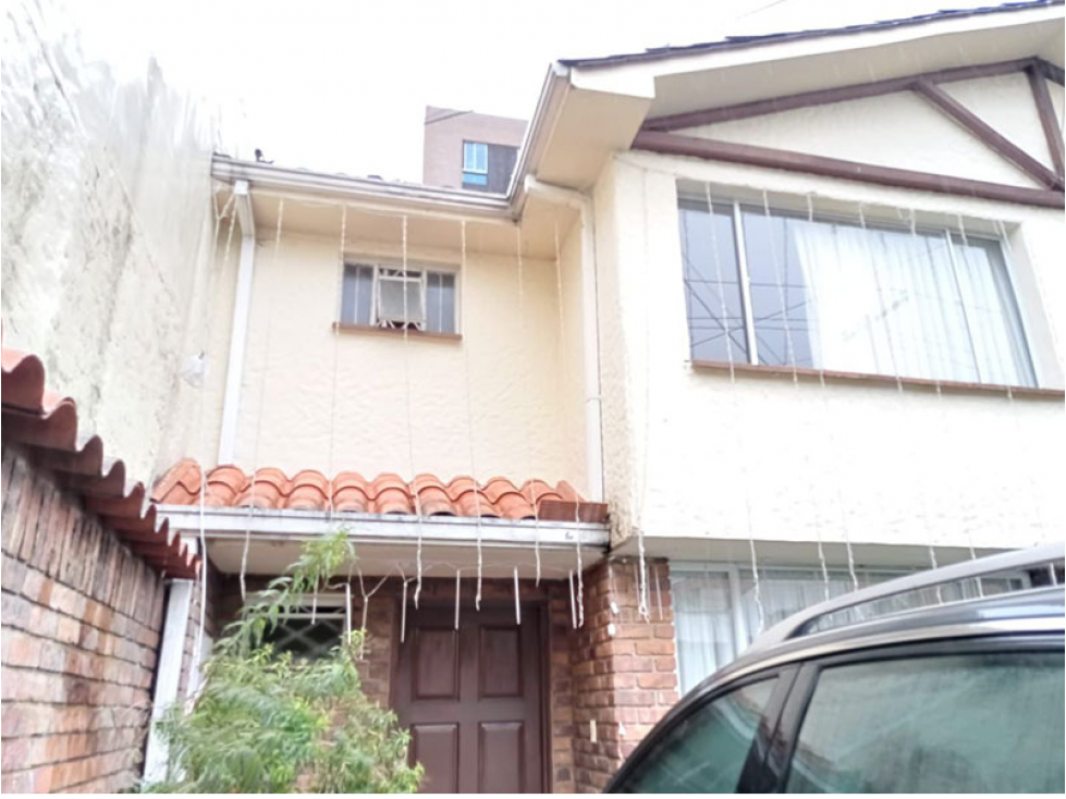 SE VENDE CASA EN CONTADOR BOGOTA