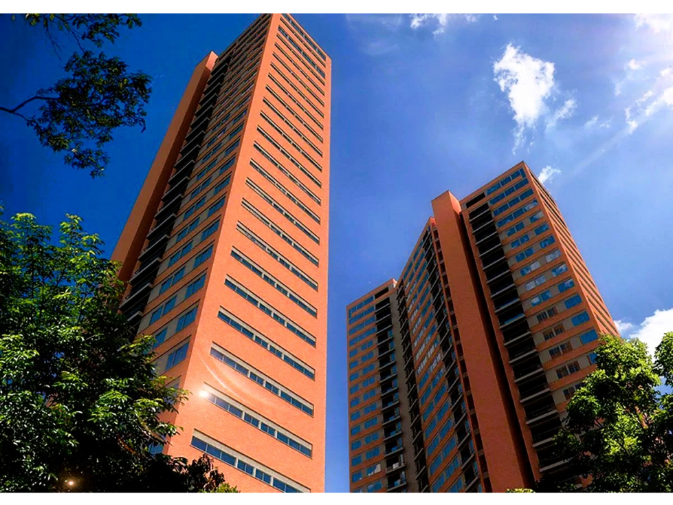 SE VENDE APARTAMENTO EN ALTOS DEL POBLADO MEDELLIN