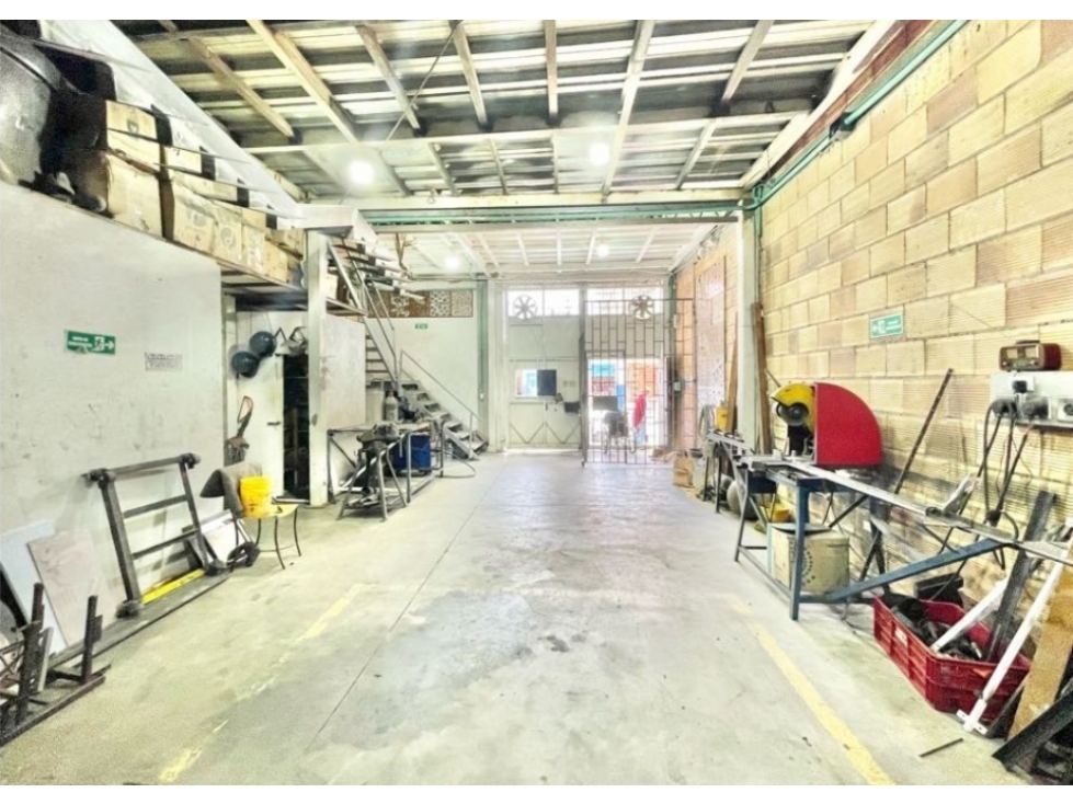 SE VENDE / ARRIENDA BODEGA EN TOBERIN, BOGOTA