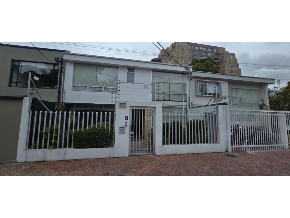 SE VENDE Y/O ARRIENDA CASA DE OFICINAS EN SANTA MARGARITA SUBA BOGOTA
