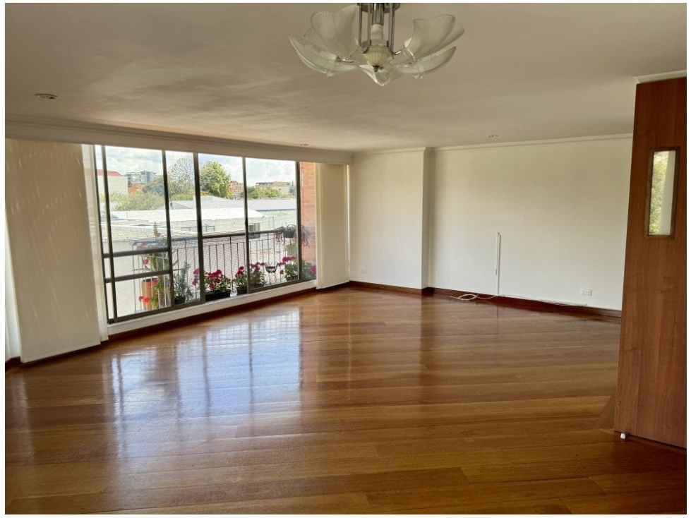 SE ARRIENDA APARTAMENTO EN CEDRITOS BOGOTA