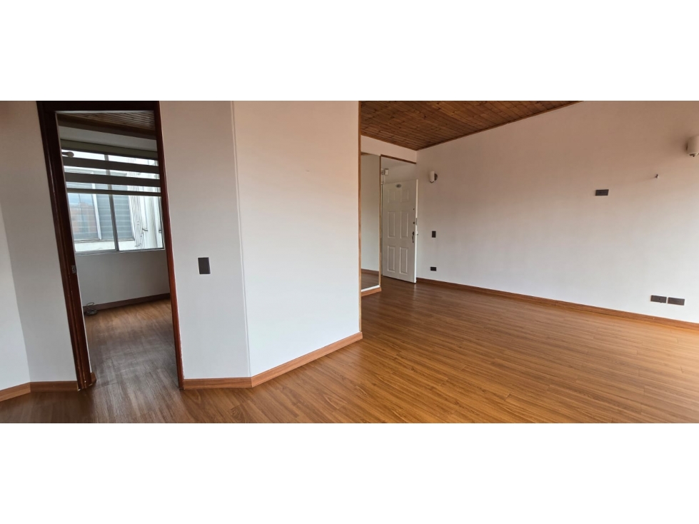 APARTAMENTO EN ARRIENDO HAYUELOS, BOGOTA — foto 5