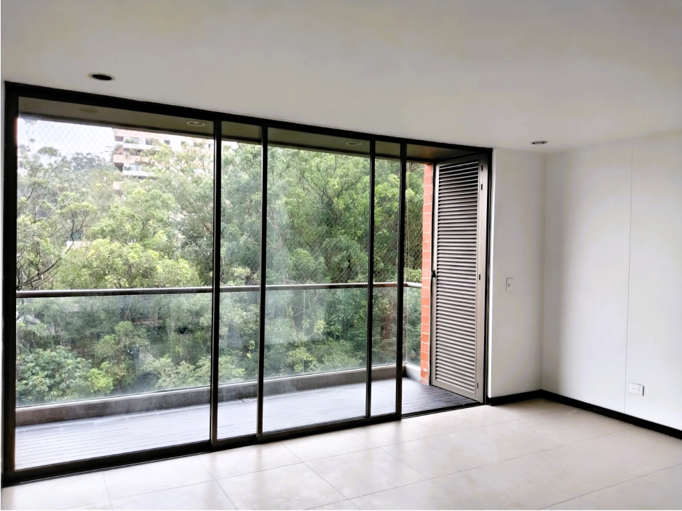 SE VENDE APARTAMENTO EN ALTOS DEL POBLADO MEDELLIN — foto 4