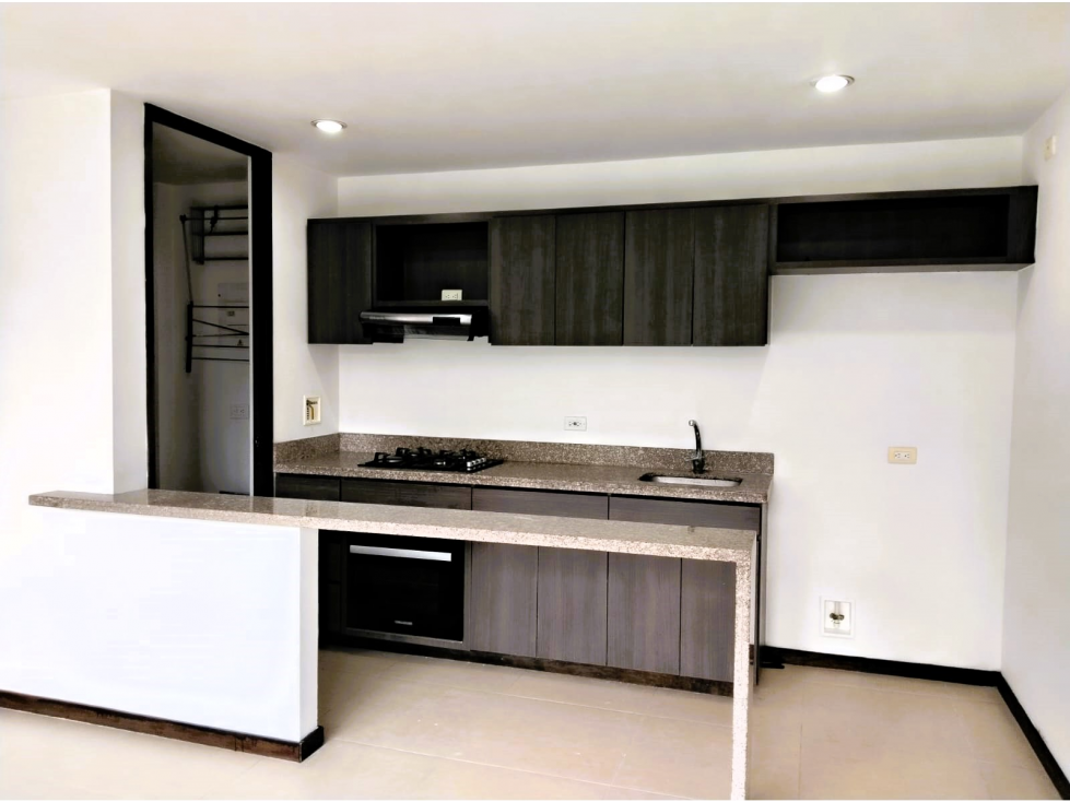SE VENDE APARTAMENTO EN ALTOS DEL POBLADO MEDELLIN — foto 5