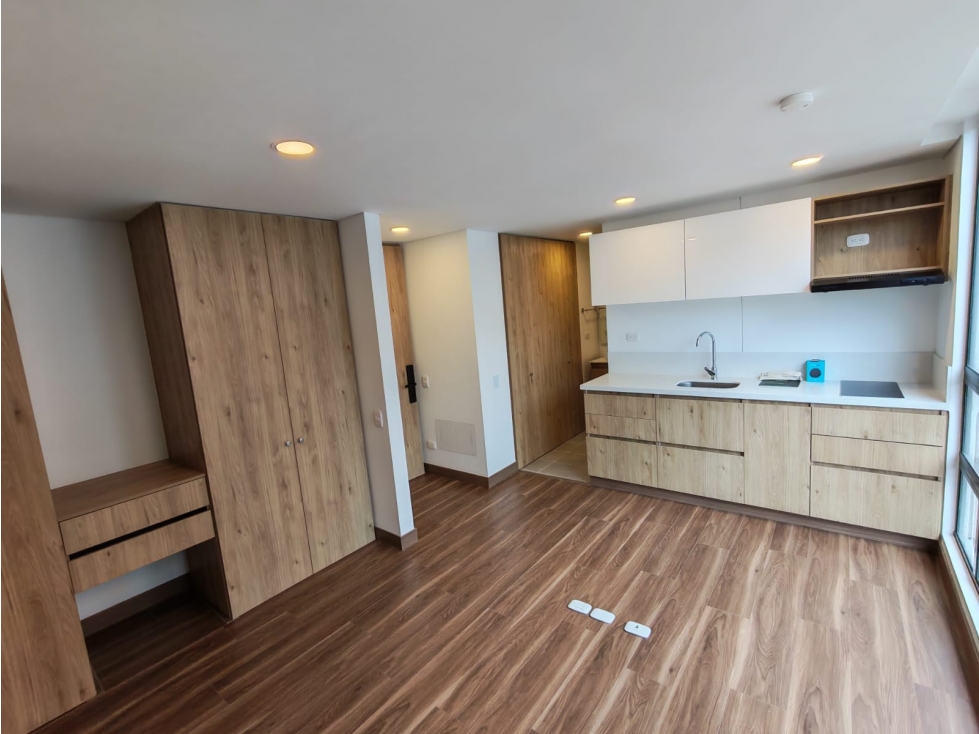SE VENDE APARTAESTUDIO NUEVO EN LA CANDELARIA BOGOTA — foto 2
