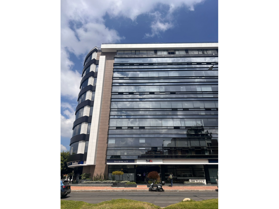 SE ARRIENDA OFICINA EN CEDRITOS BOGOTA