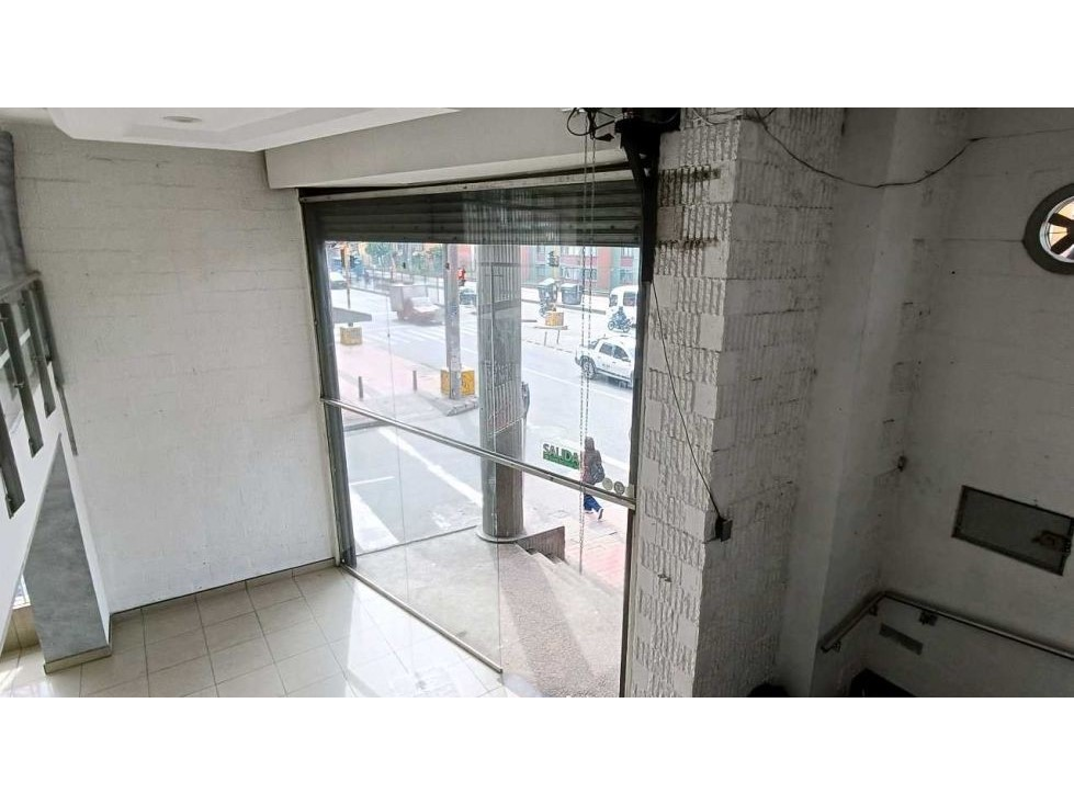 SE VENDE LOCAL EN GRAN BRITALIA BOGOTA — foto 2