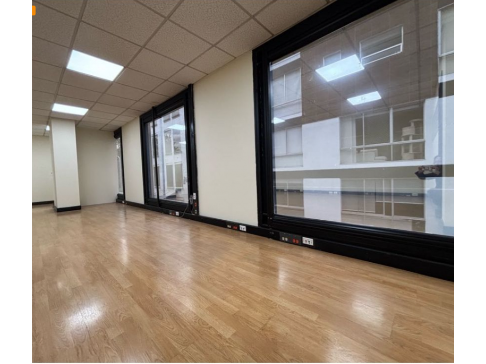 SE VENDE/ARRIENDA OFICINA EN SANTA BARBARA BOGOTA — foto 2