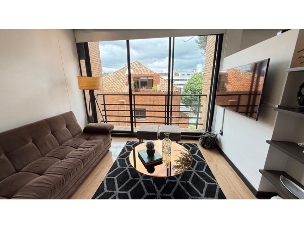 SE VENDE APARTAMENTO AMOBLADO EN SANTA BARBARA, BOGOTA — foto 2