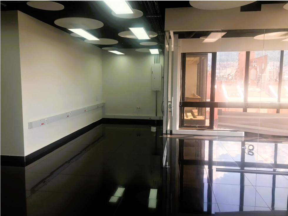 SE ARRIENDA OFICINA EN QUINTA CAMACHO BOGOTA — foto 3