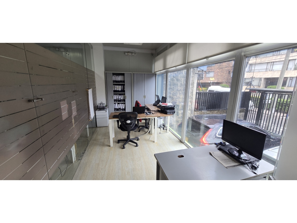 SE VENDE EDIFICIO DE OFICINAS EN CHAPINERO / BOGOTA — foto 3