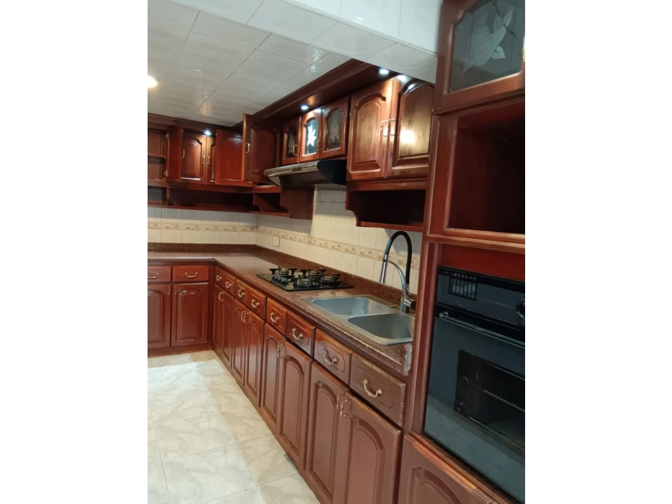 SE VENDE CASA EN MODELIA, BOGOTA — foto 3