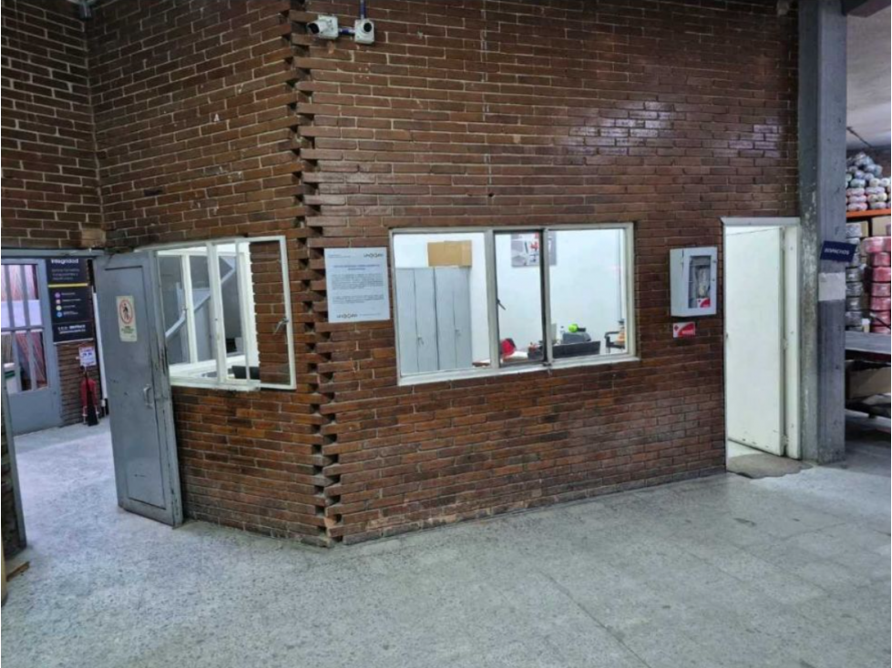 SE ARRIENDA BODEGA PUENTE ARANDA , BOGOTÁ — foto 3