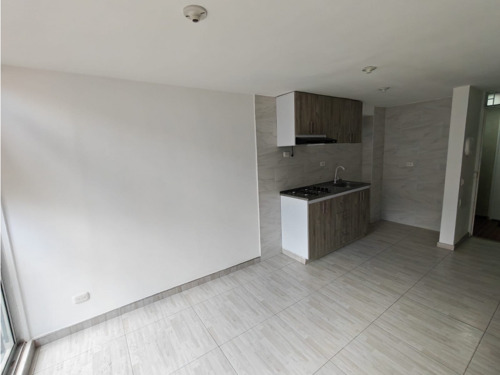 SE ARRIENDA APARTAMENTO HAYUELOS, BOGOTA — foto 5