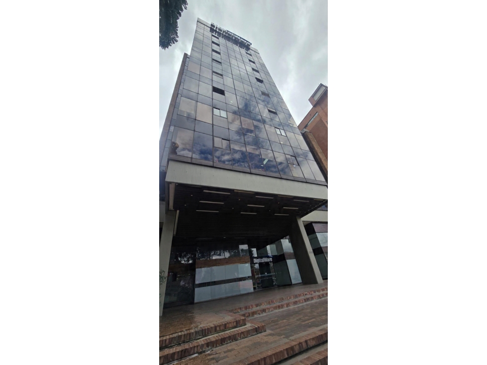 SE ARRIENDA OFICINA EN QUINTA CAMACHO BOGOTA