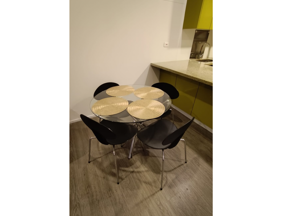 SE ARRIENDA APARTAMENTO AMOBLADO EN CENTRO INTERNACIONAL BOGOTA — foto 4