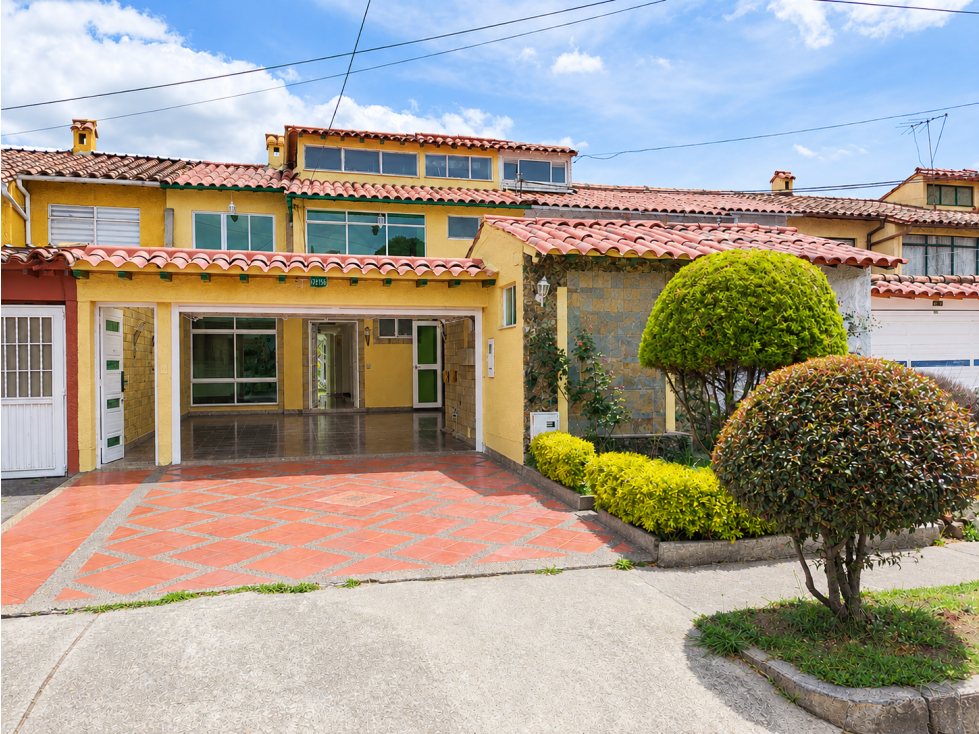 SE VENDE CASA EN MODELIA TARRAGONA, BOGOTA
