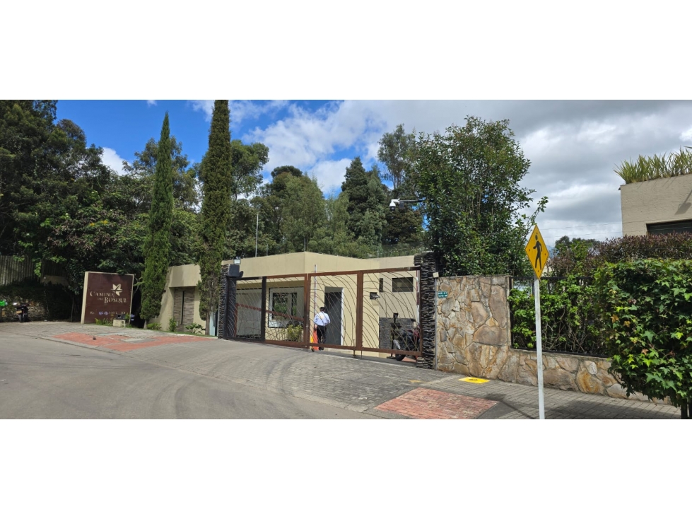 SE ARRIENDA APARTAMENTO EN BARRIO PROVENZA BOGOTÁ