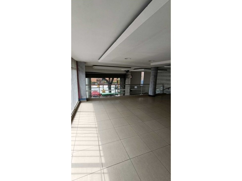 SE VENDE LOCAL EN GRAN BRITALIA BOGOTA — foto 6
