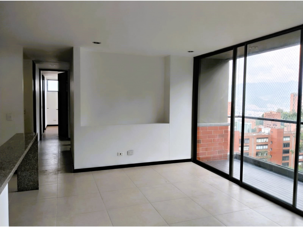 SE VENDE APARTAMENTO EN ALTOS DEL POBLADO MEDELLIN — foto 3