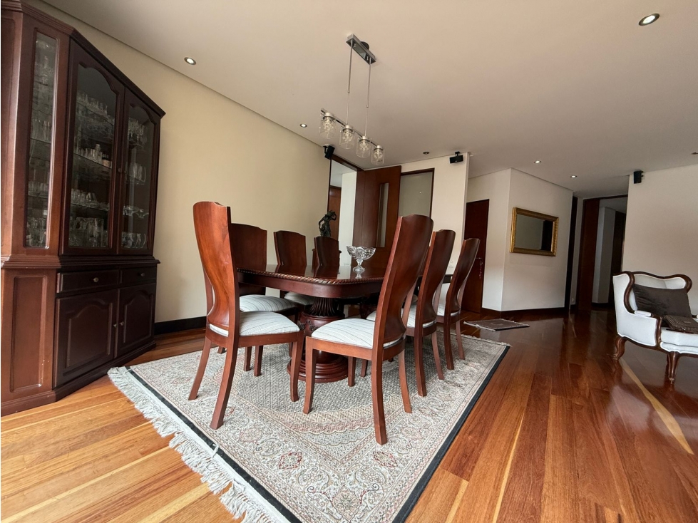 SE VENDE APARTAMENTO EN LOS ROSALES BOGOTA — foto 2