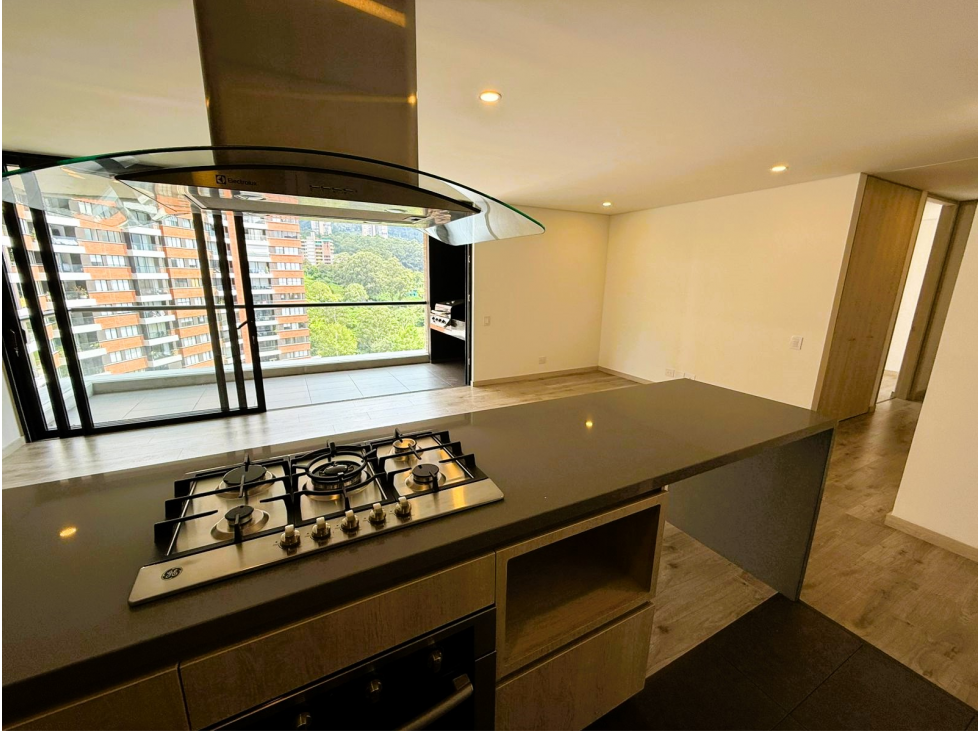 SE VENDE APARTAMENTO EN EL POBLADO MEDELLIN — foto 4
