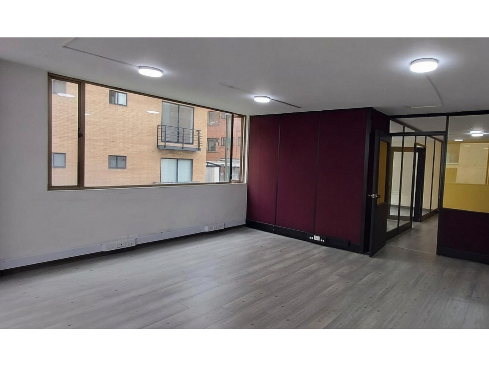 SE VENDE Y/O ARRIENDA OFICINA CHICO NORTE BOGOTA — foto 4