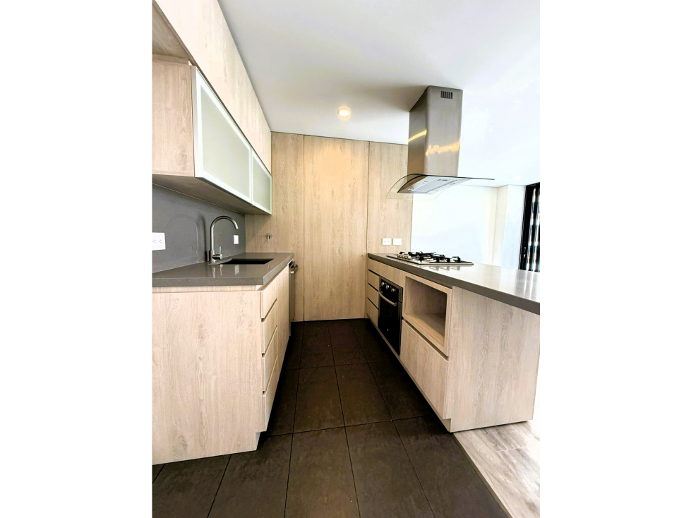 SE VENDE APARTAMENTO EN EL POBLADO MEDELLIN — foto 6