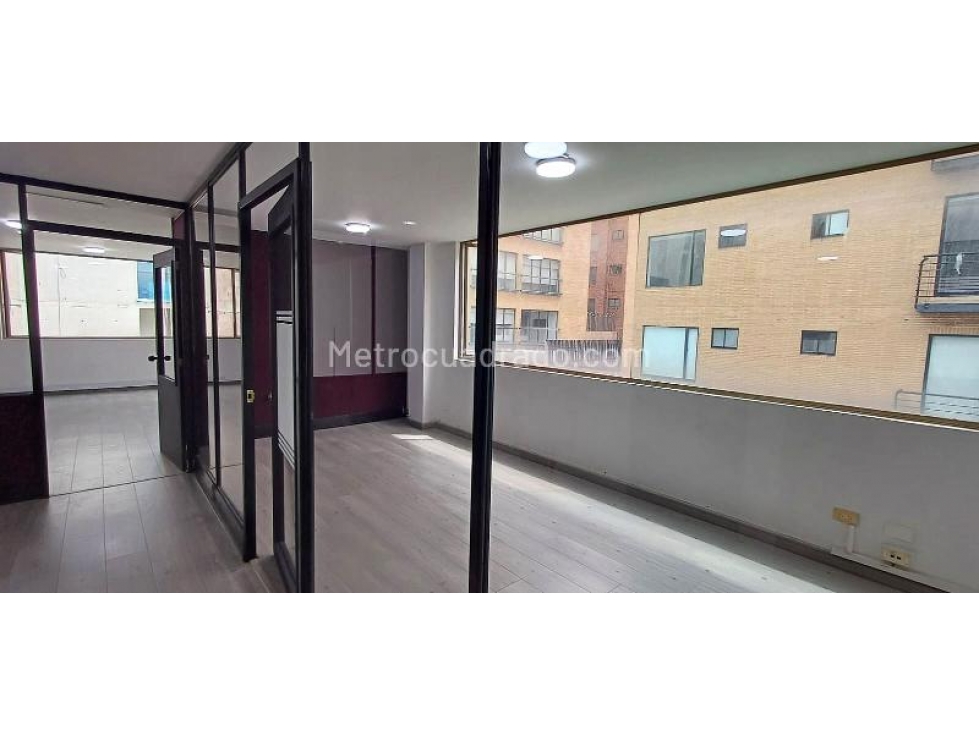 SE VENDE Y/O ARRIENDA OFICINA CHICO NORTE BOGOTA — foto 5